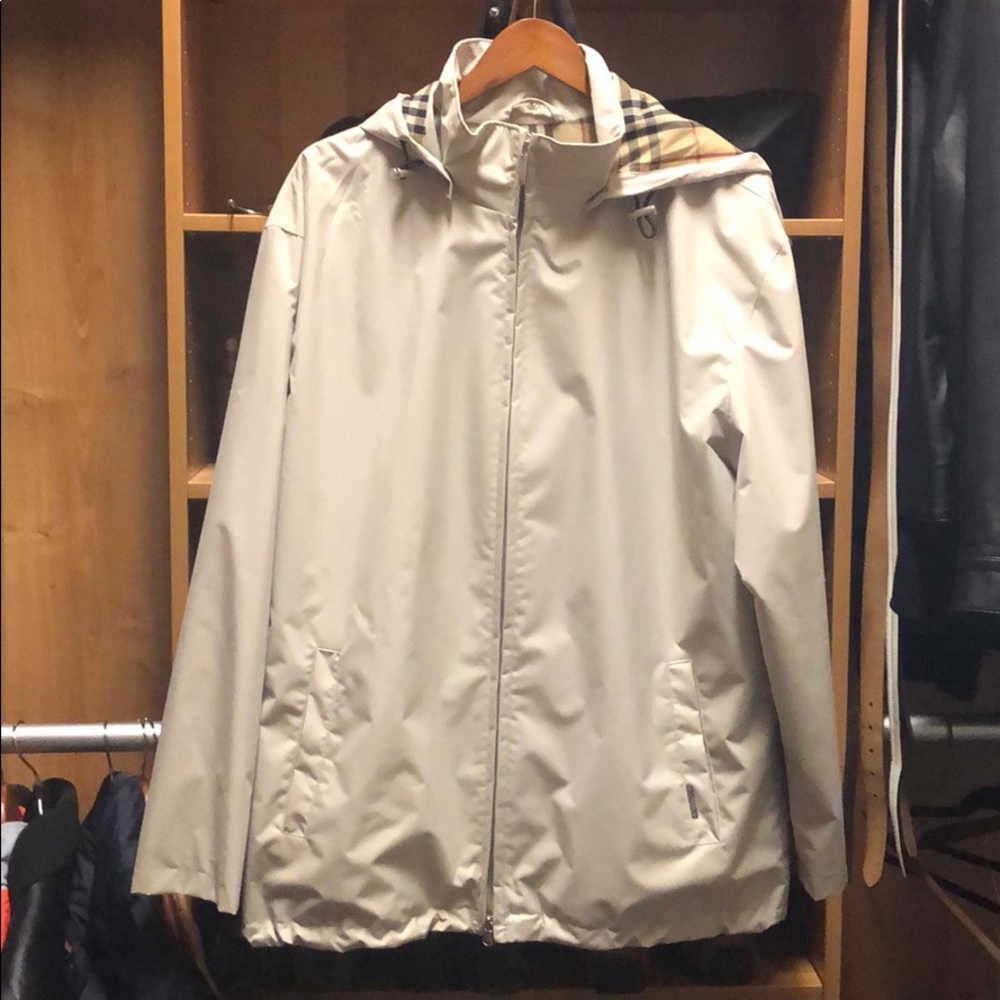 Burberry original Raincoat Creme Color L